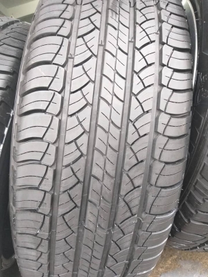 ขายล้อแม็กป้ายแดง Toyota fortuner 18" พร้อมยางปี18 michelin สนใจสอบถามได้ครับ