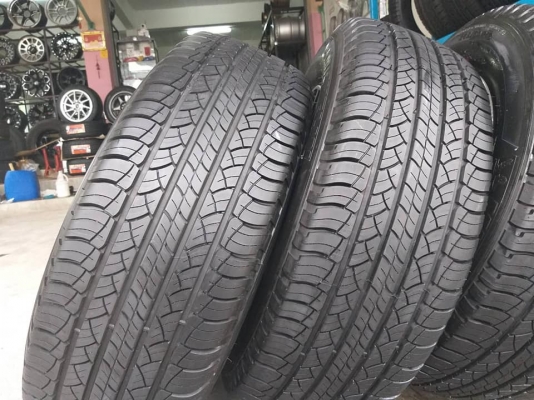 ขายล้อแม็กป้ายแดง Toyota fortuner 18" พร้อมยางปี18 michelin สนใจสอบถามได้ครับ