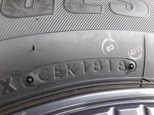 ขายล้อแม็กป้ายแดง dmax 16"&times;6"  พร้อมยางปี18 bridgestone