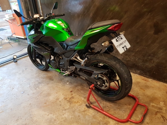 ขายแลกเทิร์น KAWASAKI Z300 ABS ปี2015 มีท่อแต่ง ท้ายสั้น กระจกแต่ง ทะเบียนพร้อมโอน ราคา 89500 บาท ส่