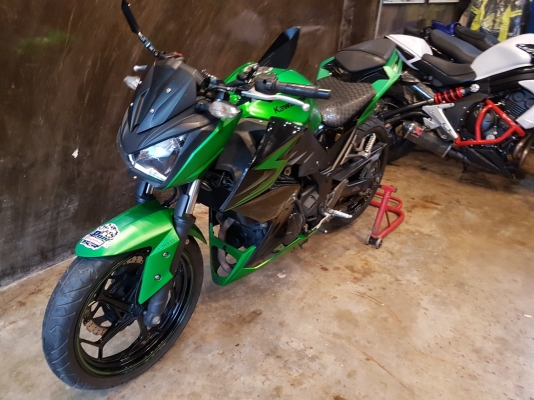 ขายแลกเทิร์น KAWASAKI Z300 ABS ปี2015 มีท่อแต่ง ท้ายสั้น กระจกแต่ง ทะเบียนพร้อมโอน ราคา 89500 บาท ส่ ขายแลกเทิร์น KAWASAKI Z300 ABS ปี2015 มีท่อแต่ง ท้ายสั้น กระจกแต่ง ทะเบียนพร้อมโอน ราคา 89500 บาท ส่