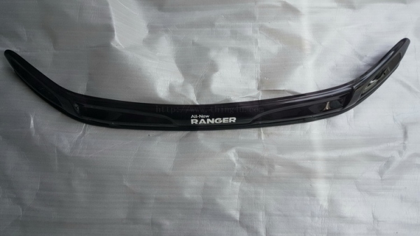 บังแมลงหน้า Ford ranger ของแท้ มือสองสภาพดี