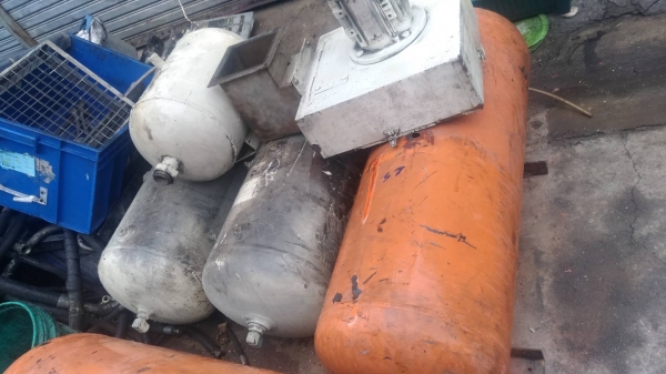 ถังลมเปล่า5ใบ ยังอยู่จ้า