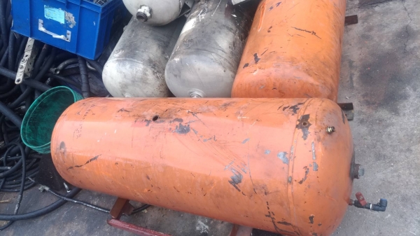 ถังลมเปล่า5ใบ ยังอยู่จ้า