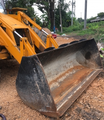 ขายรถตักหน้าขุดหลัง JCB รุ่น 4CX สภาพสวย พร้อมใช้งาน