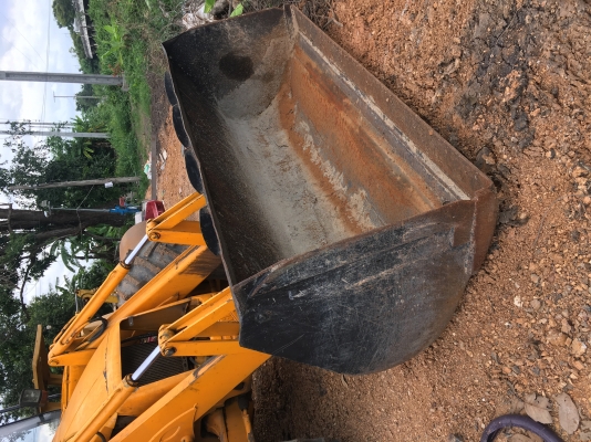 ขายรถตักหน้าขุดหลัง JCB รุ่น 4CX สภาพสวย พร้อมใช้งาน