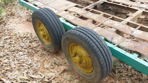 ขายแพ็คคู่ 185,000 แมคโคพร้อมเทรนเลอร์ลาก  KOMATSU pc 30-7 เครื่องดี ปั๊มไฮดอลิคต้องเช็ค เอวแน่น ช่วงล่างพอใช้  รถอยู่ ขอนแก่น 064-191-1112