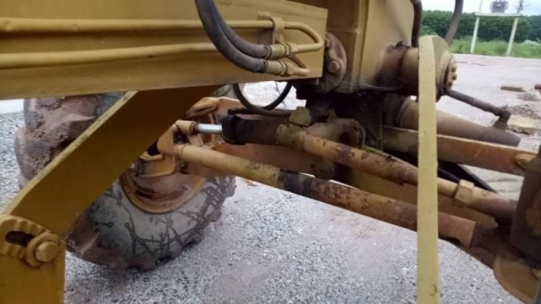 รถเกรด KAWA