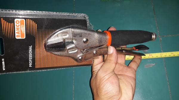 ขายคีมล็อกBAHCO MADE IN SPAIN.ใหม่เก่าเก็บ ขายคีมล็อกBAHCO MADE IN SPAIN.ใหม่เก่าเก็บ