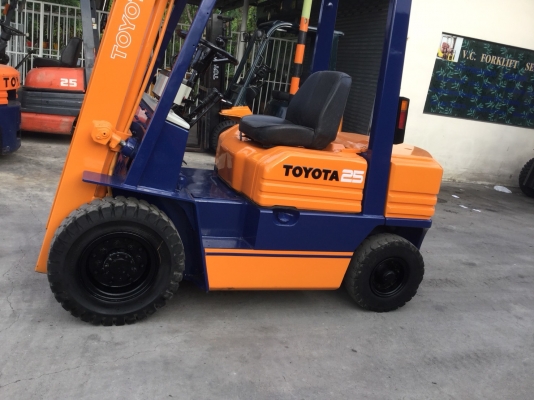 อาร์ ซี เอช โฟรคลิฟท์ ขาย โตโยต้า รุ่น 5 เครื่องดีเซ