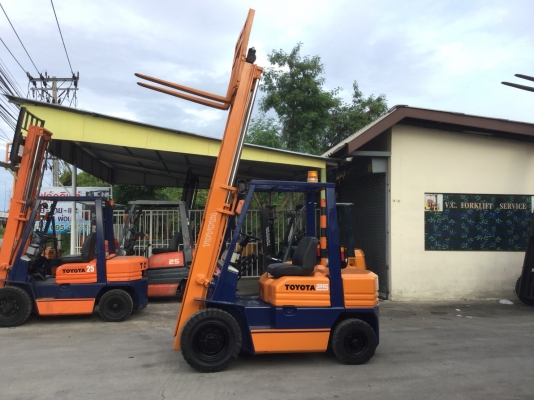 อาร์ ซี เอช โฟรคลิฟท์ ขาย โตโยต้า รุ่น 5 เครื่องดีเซ