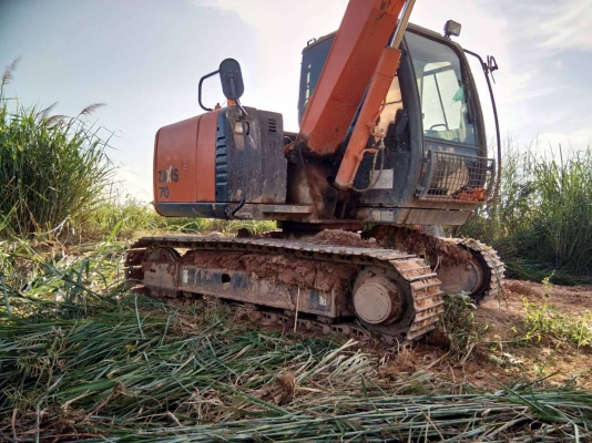 แบคโฮล HITACHI ZX70-5G สภาพสวยจัด ชั่วโมงทำงานน้อย เอกสารเล่มทะเบียน แบคโฮล HITACHI ZX70-5G สภาพสวยจัด ชั่วโมงทำงานน้อย เอกสารเล่มทะเบียน