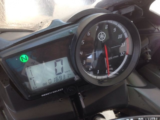 Yamaha R15 150cc สีดำ สภาพสวย ล้อแม็ก วิ่งน้อย ปี 2016