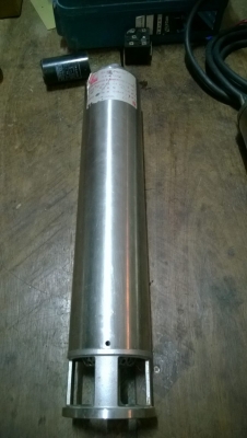 หัวปั๊มน้ำบาดาลญี่ปุ่นSUKI  + FLANKLINมอเตอร์1HP220V 2ลูก