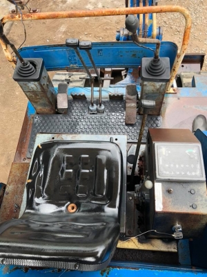 ขายด่วน 195,000 บาท KOBELCO SK 024 เครื่องยนต์ดีเซล 3 สูบ คอนโทนยาว ปั้มเฟือง 3 ตอนเครื่องดี  ปั๊มแรงทำงานไม่โหลด ทำงานเร็ว เอวแน่น บูมอาร์มสวยพร้อมบุ้งกี๋ใบดัน รถนอกนำเข้าเก่าญี่ปุ่น  ไม่เคยใช้งานในไทยมาก่อน มีเอกสารอินวอยซ์  รถสวยสภาพพร้อมใช้พร้อมบริการ