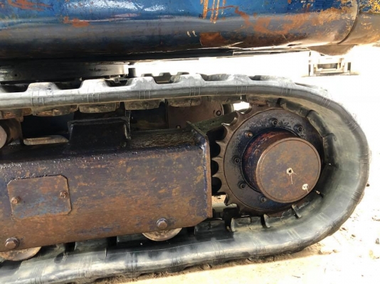 ขายด่วน 195,000 บาท KOBELCO SK 024 เครื่องยนต์ดีเซล 3 สูบ คอนโทนยาว ปั้มเฟือง 3 ตอนเครื่องดี  ปั๊มแรงทำงานไม่โหลด ทำงานเร็ว เอวแน่น บูมอาร์มสวยพร้อมบุ้งกี๋ใบดัน รถนอกนำเข้าเก่าญี่ปุ่น  ไม่เคยใช้งานในไทยมาก่อน มีเอกสารอินวอยซ์  รถสวยสภาพพร้อมใช้พร้อมบริการ