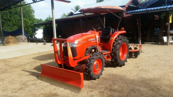 L3608DT เเน่น พร้อมอุปกรณ์ หน้าหลัง