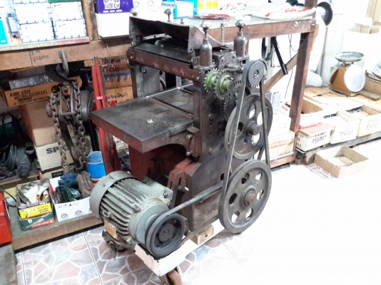 เครื่องไสไม้ Dainichi ขนาดไส 12 นิ้ว japan