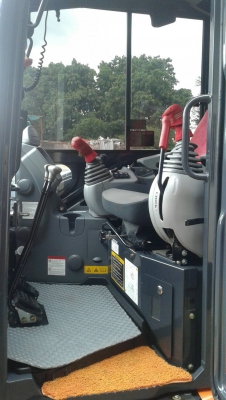 ขายดาวน์ Hitachi zx 33-5u รถ 2,100 ชั่วโมงครับ ขายดาวน์ 120,000 ครับ