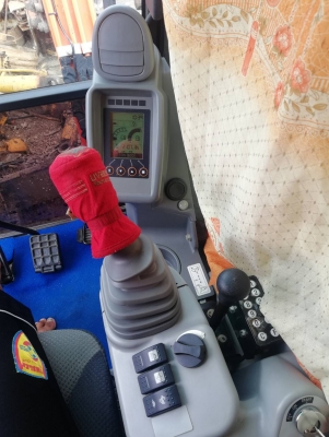 ขายดาวน์ Hitachi zx 33-5u รถ 2,100 ชั่วโมงครับ ขายดาวน์ 120,000 ครับ