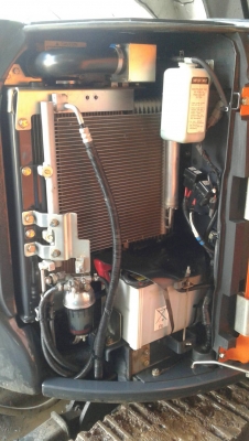 ขายดาวน์ Hitachi zx 33-5u รถ 2,100 ชั่วโมงครับ ขายดาวน์ 120,000 ครับ