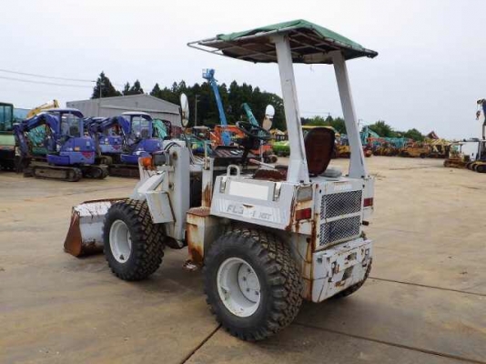 ขายรถตัก FURUKAWA FL35-2 เครื่องยนต์ 3 สูบ ระบบเลี้ยวเอวอ่อน 2000 ชม สมบูรณ์พร้อมใช้ครับ FROM JAPAN ติดต่อ 063-9316985 ID LINE : 0639316985