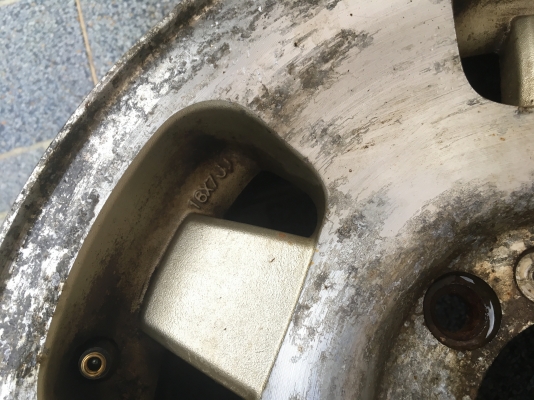 แมกซ์ isuzuทรูเปอร์ ขอบ16กว้าง7นิ้ว  ออฟเซต 38  4วง ราคา3200