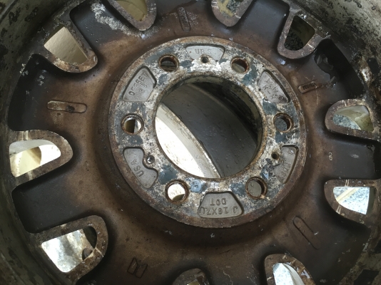 แมกซ์ isuzuทรูเปอร์ ขอบ16กว้าง7นิ้ว  ออฟเซต 38  4วง ราคา3200