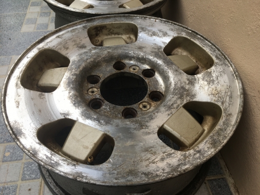 แมกซ์ isuzuทรูเปอร์ ขอบ16กว้าง7นิ้ว  ออฟเซต 38  4วง ราคา3200