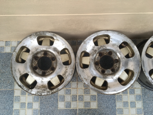 แมกซ์ isuzuทรูเปอร์ ขอบ16กว้าง7นิ้ว  ออฟเซต 38  4วง ราคา3200