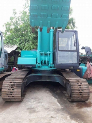 ขายจ้า..KOBELCO SK200-1 มาร์คทรี  เก่านอกแท้...สภาพสวย..8,XXX  ชั่วโมง...พร้อมใช้..โทร 089-3818694 จ๊อย