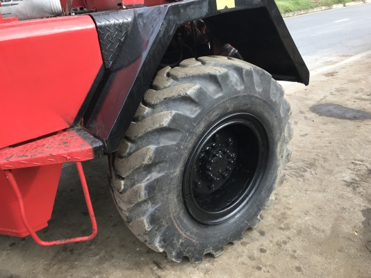 รถตักขับสี่ล้อเอวอ่อนสภาพดี เก่าญี่ปุ่นไม่เคยใช้ในไทยมีใบอินวอย รถตักขับสี่ล้อเอวอ่อนสภาพดี เก่าญี่ปุ่นไม่เคยใช้ในไทยมีใบอินวอย