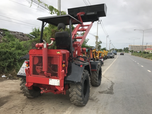 รถตักขับสี่ล้อเอวอ่อนสภาพดี เก่าญี่ปุ่นไม่เคยใช้ในไทยมีใบอินวอย รถตักขับสี่ล้อเอวอ่อนสภาพดี เก่าญี่ปุ่นไม่เคยใช้ในไทยมีใบอินวอย