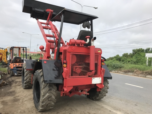 รถตักขับสี่ล้อเอวอ่อนสภาพดี เก่าญี่ปุ่นไม่เคยใช้ในไทยมีใบอินวอย รถตักขับสี่ล้อเอวอ่อนสภาพดี เก่าญี่ปุ่นไม่เคยใช้ในไทยมีใบอินวอย