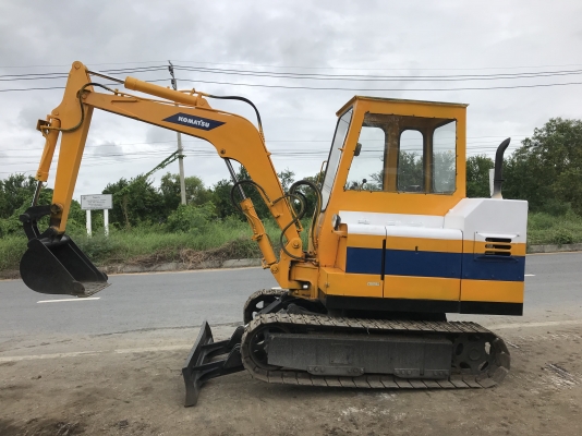 Komatsu Pc20-1สภาพดีของญี่ปุ่น มีใบอินวอยไม่เคยใช้ในไทย