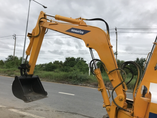 Komatsu Pc20-1สภาพดีของญี่ปุ่น มีใบอินวอยไม่เคยใช้ในไทย