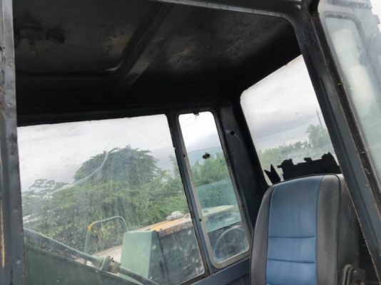 ขาย 295,000 บาท KOMATSU PC120 รุ่น 3 เครื่องเดิม แรงดี โช่ใหม่  เอวแน่น ช่วงล่างเต็มสวย เอกสารชื้อขาย  รถอยู่  นครปฐม โทร 0610710295  สนใจ รายการสินค้า อื่นๆ ที่ เว็ปไชค์ Truck2Hand  https://www.truck2hand.com/index.php?actions=content/search&amp;member_i