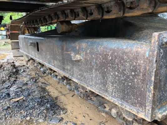 ขาย 295,000 บาท KOMATSU PC120 รุ่น 3 เครื่องเดิม แรงดี โช่ใหม่  เอวแน่น ช่วงล่างเต็มสวย เอกสารชื้อขาย  รถอยู่  นครปฐม โทร 0610710295  สนใจ รายการสินค้า อื่นๆ ที่ เว็ปไชค์ Truck2Hand  https://www.truck2hand.com/index.php?actions=content/search&amp;member_i