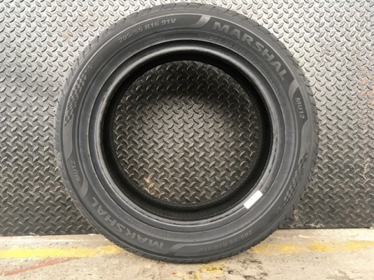 MARSHAL MU12 205/55R16 ยางเกาหลี ราคาเส้นละ 1,900 บาท MARSHAL MU12 205/55R16 ยางเกาหลี ราคาเส้นละ 1,900 บาท