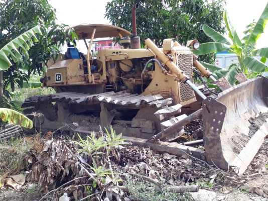 ขายแทรคเตอร์ CAT D5B รถทำงานอยู่ราคา 420,000