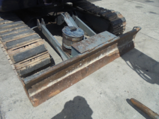 ขายรถแบคโฮ HITACHI EX60 (มีหัวแย็กปูน พร้อมบุ้งกี๋)