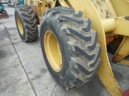 ขายรถตักล้อยาง KOMATSU 510 (ภาพดี ราคาถูก)
