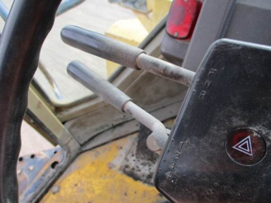 ขายรถตักล้อยาง KOMATSU WA200-1 (สภาพดี ราคาถูก)