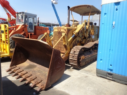 ขายรถตักตีนตะขาบ CATERPILLAR 951C (สภาพดี)