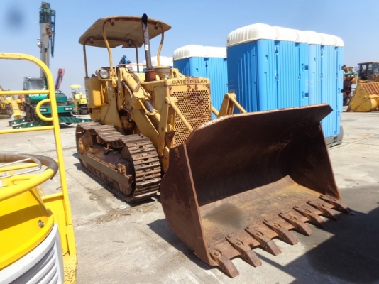ขายรถตักตีนตะขาบ CATERPILLAR 951C (สภาพดี)