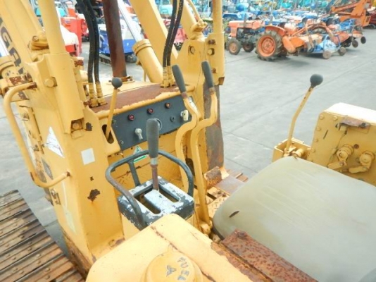 ขายรถตักตีนตะขาบ MITSUBISHI BS3F (สภาพดี)