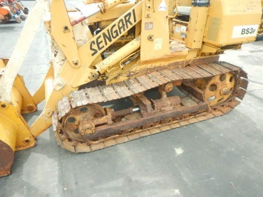 ขายรถตักตีนตะขาบ MITSUBISHI BS3F (สภาพดี)