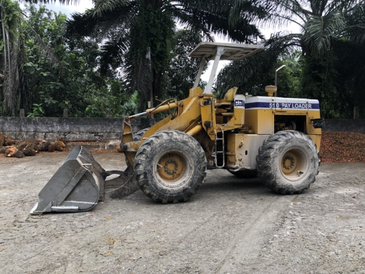 ขายรถตักล้อยาง KOMATSU 510 กรองเดี่ยว สภาพสวยพร้อมใช้งาน สนใจโทร 081-970-1072