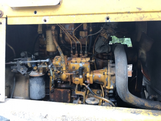 ขายรถตักล้อยาง KOMATSU 510 กรองเดี่ยว สภาพสวยพร้อมใช้งาน สนใจโทร 081-970-1072