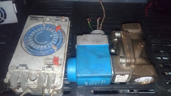 วาล์วไฟฟ้าแดนฟอ์สพร้อมทามเมอร์220v